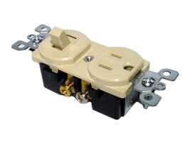 Interruptor De Palanca + Tomacorriente 2x15a